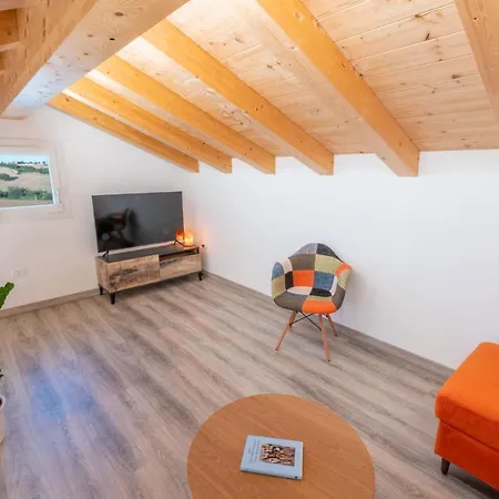 Casal Del Sole - La Ginestra * Montefelcino